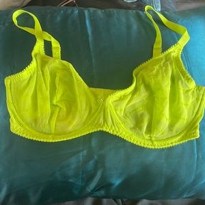 SAVAGE X FENTY  Flocked Logo Unlined Bra